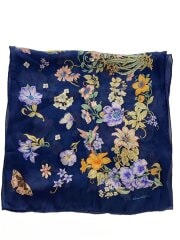 画像：スカーフ/シルク/NVY