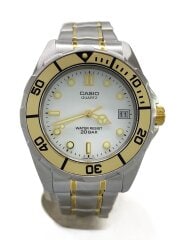 画像：クォーツ腕時計/アナログ/ステンレス/WHT/SLV/EFL-200