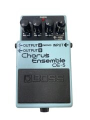 画像：CE-5 エフェクター/CE-5