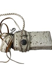 画像：長財布/レザー/WHT/メンズ