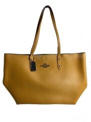 画像：トートバッグ/PVC/キャメル