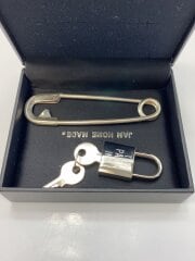 画像：THE PARK ING GINZA/セーフティピンキーホルダー/アクセサリー/SILVER/SLV/メンズ