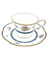 画像：カップ&ソーサー/2点セット/中皿2枚付き