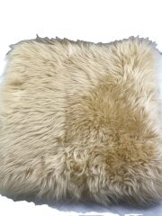 画像：ムートンクッション/インテリア雑貨