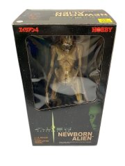 画像：エイリアン4/NEWBORN ALIEN