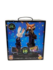 画像：ニック&ジュディ メモリアルフィギュア