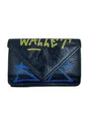 画像：グラフィック ペーパー ミニウォレット/3つ折り財布/レザー/BLK/メンズ