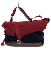 画像：FENJA/ショルダーバッグ/--/RED