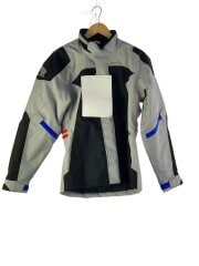 画像：ジャケット/M/ポリエステル/SLV/OSYTH-X32-WW