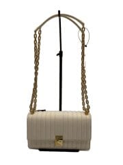 画像：デコ キルテッド ミニ フラップ チェーン クロスボディ/2way/ショルダーバッグ/レザー/WHT