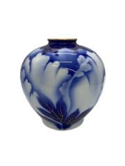 画像：壷・花瓶/BLU