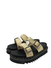 画像：サンダル/UK5/AW006//
