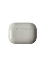 画像：AirPods Pro 第2世代 MagSafe充電ケースUSB-C A2968/3047/3048/3049