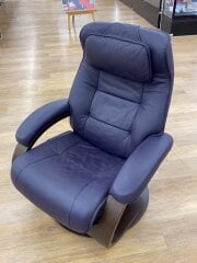 画像：hjellegjerde/シングルソファ/NVY