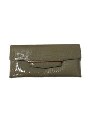 画像：クロコ型押し/パテントレザー/長財布/レザー/ベージュ/無地/レディース