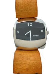 画像：aarikka/クォーツ腕時計/アナログ