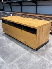 画像：テレビボード/CML