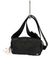 画像：ルルレモン/ショルダーバッグ/ナイロン/ブラック/無地