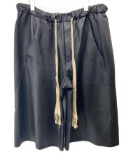 画像：スレ・紐ホツレ有/ショートパンツ/M/レザー/BLK/無地/1718621