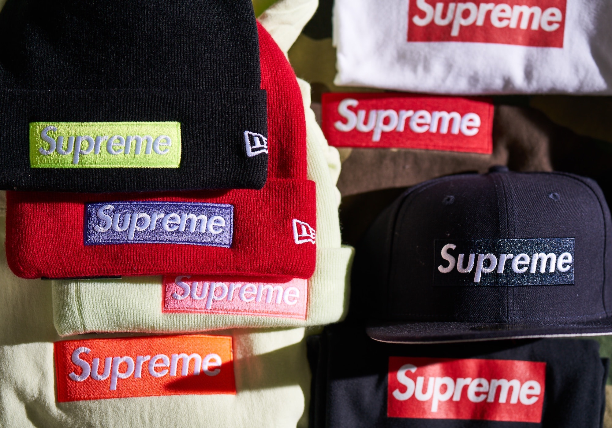 Box Logoだけじゃない ストリート絶対王者supremeの歴代ロゴを考察する Knowbrand Magazine