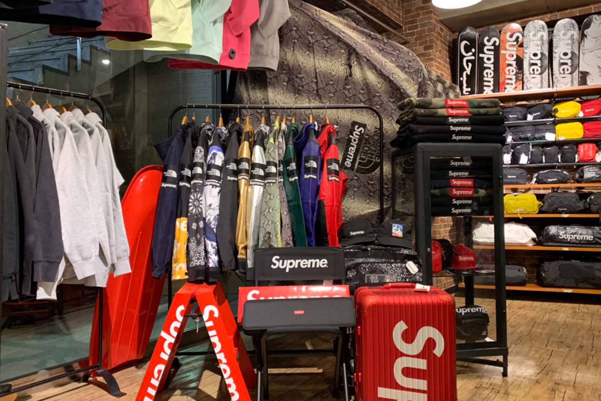 supreme pop up