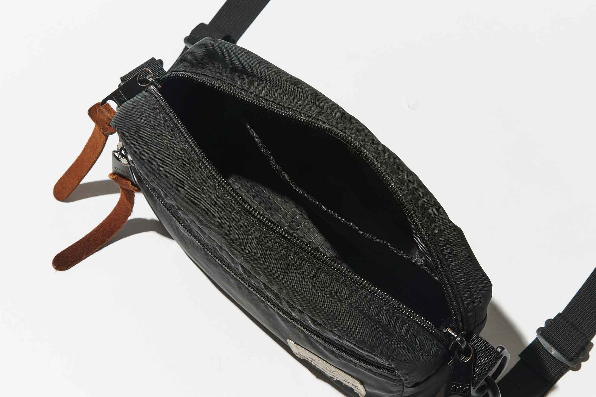 グレゴリー_Gregory_PADDED-SHOULDER-BAG-M_パデッドショルダーバッグ-M_02