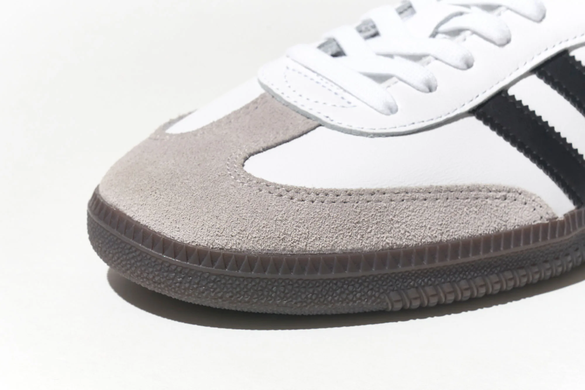 サンバ、ガゼル、スぺツィアル…揺がぬ人気 〈adidas アディダス〉の 