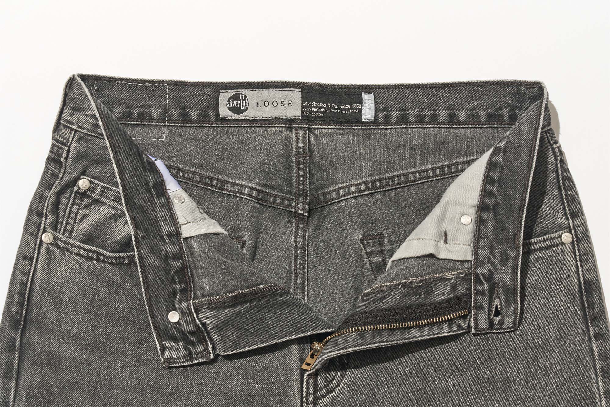 【Levi's】リーバイス デニム　ジーンズ　ブラック　サイドプリント FRAGMENT DESIGN フラグメントデザイン FM250-0002 × Levis リーバイス