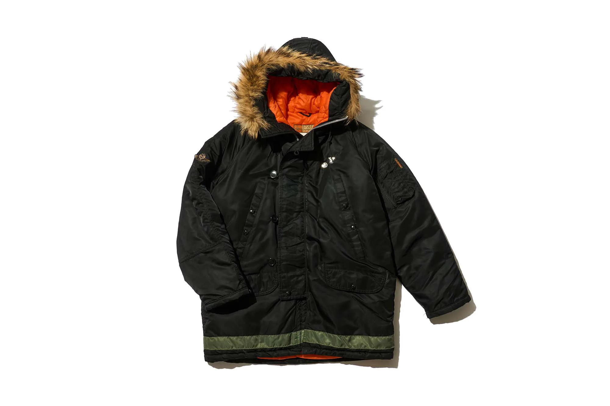 枯渇化必⾄！こだわるならUSA製オールド〈STÜSSY ステューシー〉を 