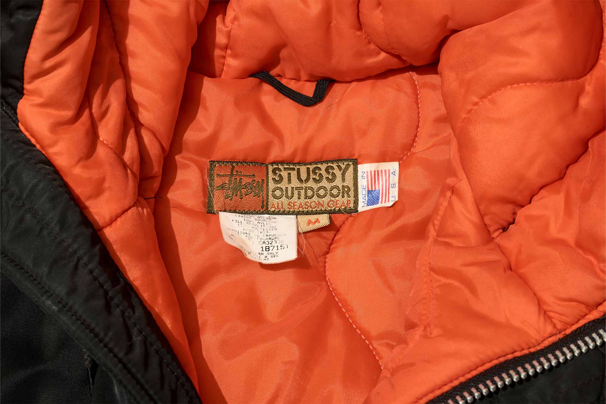 枯渇化必⾄！こだわるならUSA製オールド〈STÜSSY ステューシー〉を 