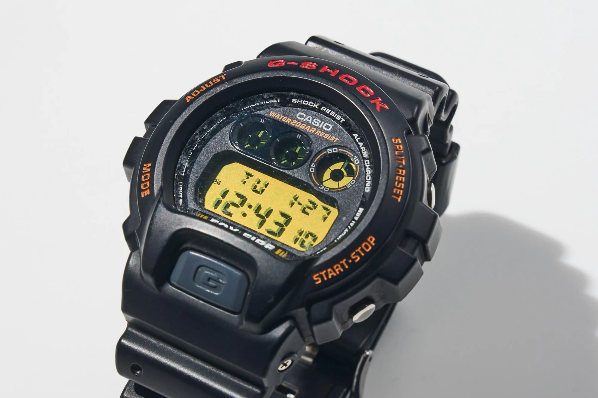 日本の誇り〈カシオ〉が刻む革新の歴史。 「G-SHOCK」から「チープ