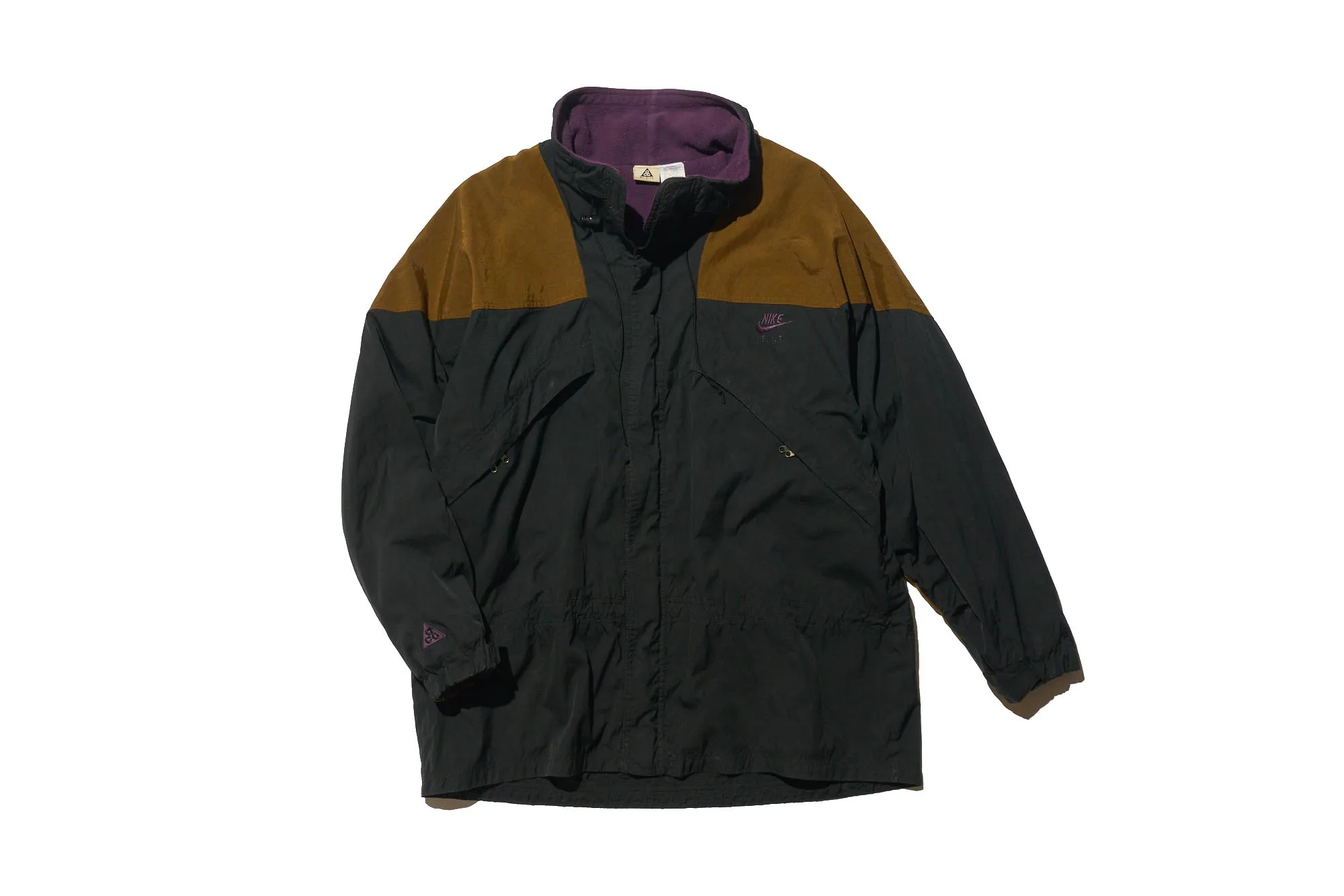 90s名作ギアのオールドデザインが最⾼！〈NIKE ACG〉【ウェア編】 T 