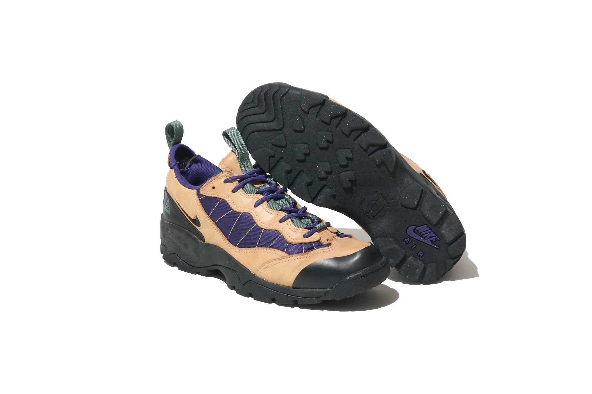 90s 名作ギアのオールドデザインが最⾼！〈NIKE ACG〉【フットウェア