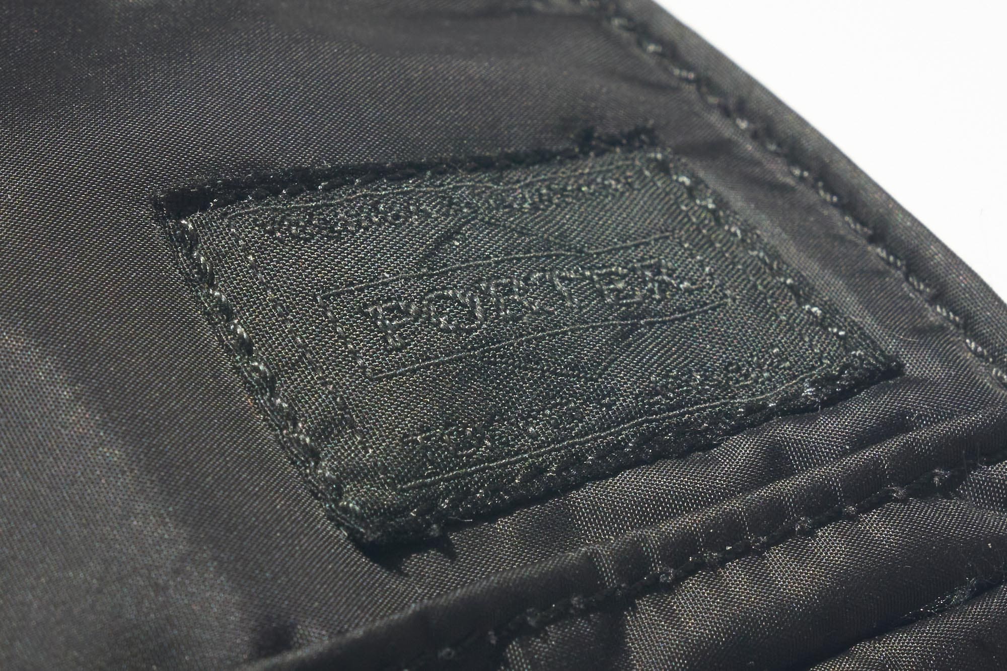 HEAD-PORTER_BLACK-BEAUTY_NEW-PC-DAY-PACK_03