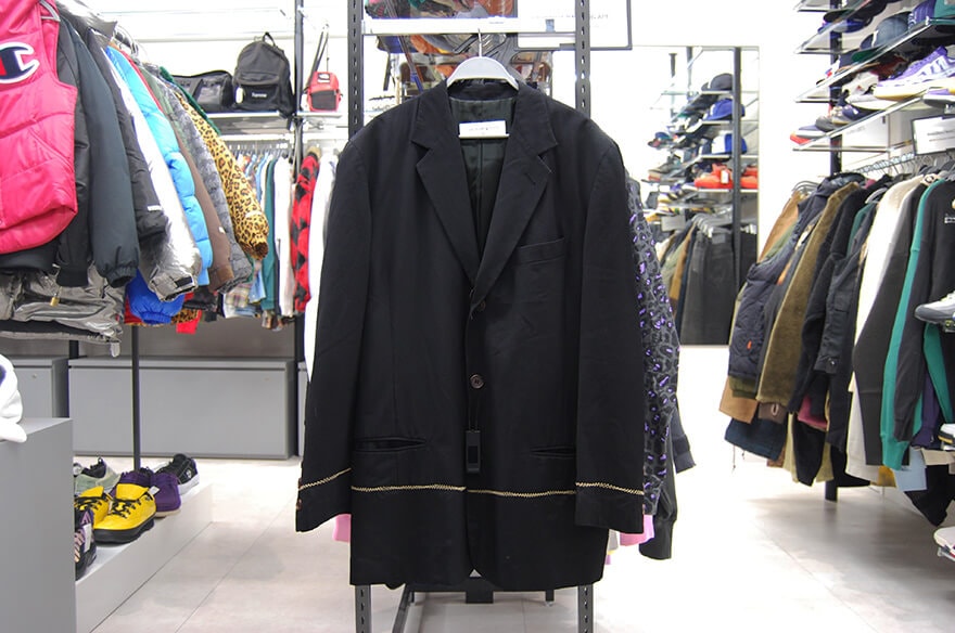 「ダークビッケンバーグ」のジャケット