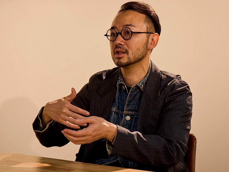 「RECOGENE リコジェネ」について説明する担当者