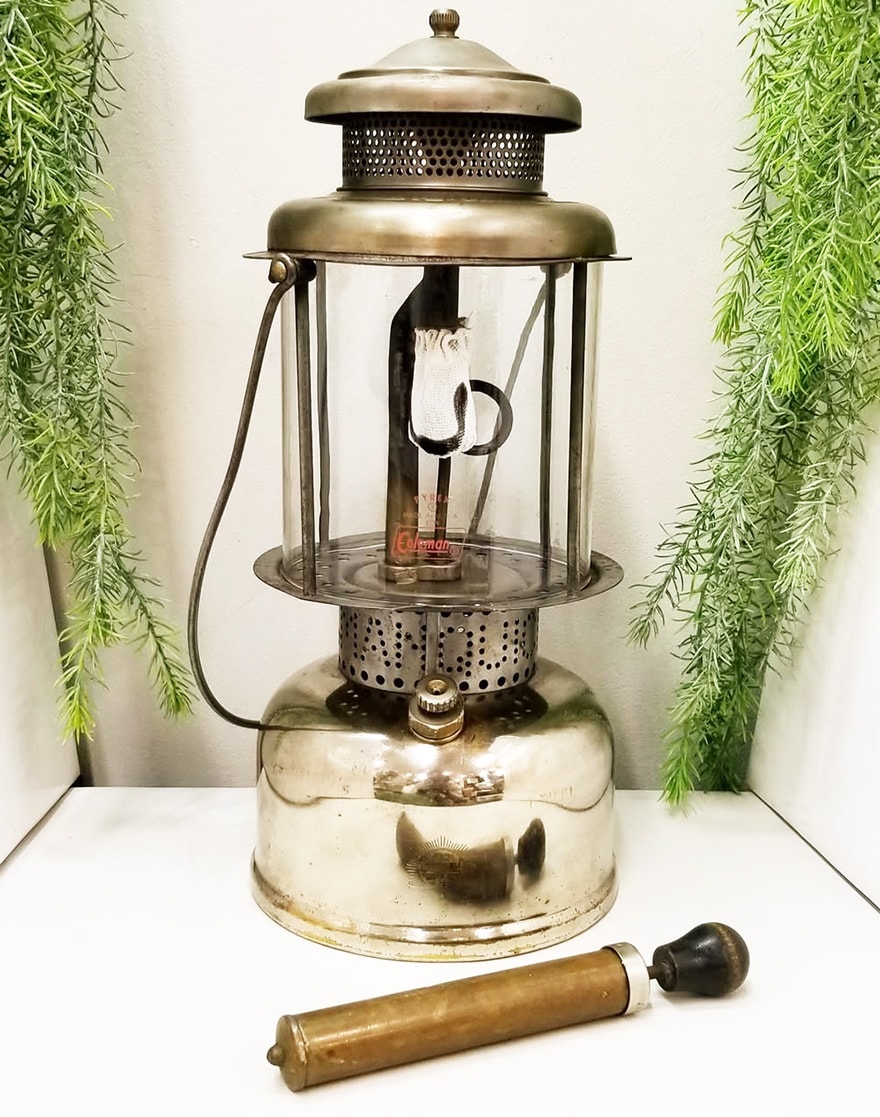 コールマンの「L327  Quick Lite LANTERN」