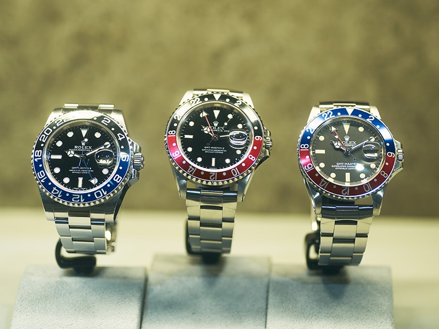 セカンドストリート銀座店の見どころの一つROLEXなどの高級腕時計